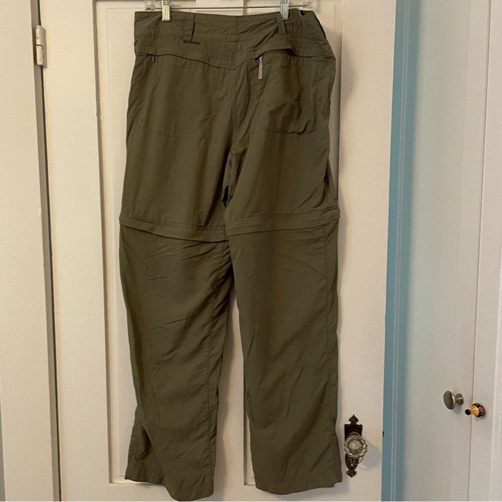 Columbia Green Cargo Pants for Outdoor Adventures